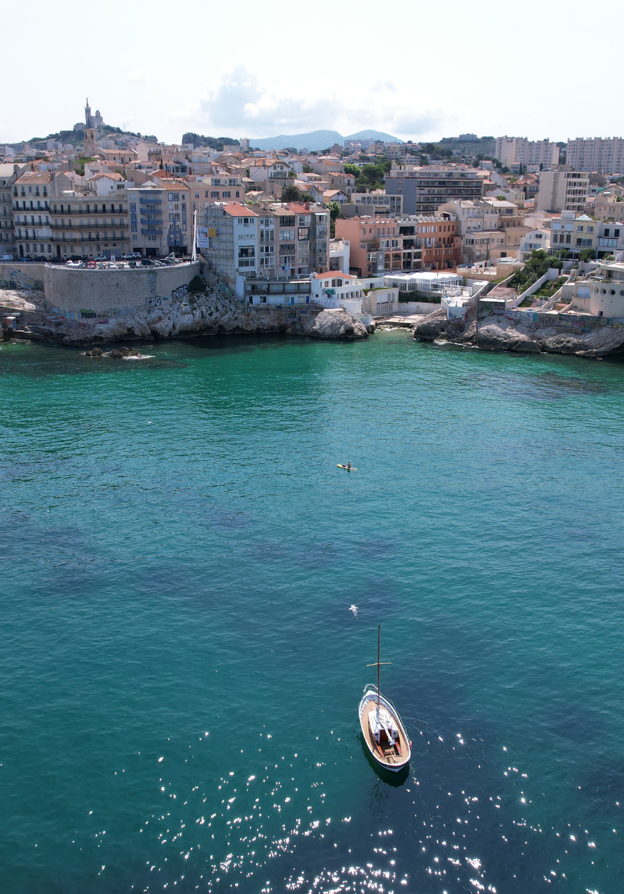 Partagez votre passion pour la mer sur Instagram et économisez 20% sur votre prochaine aventure avec nous.